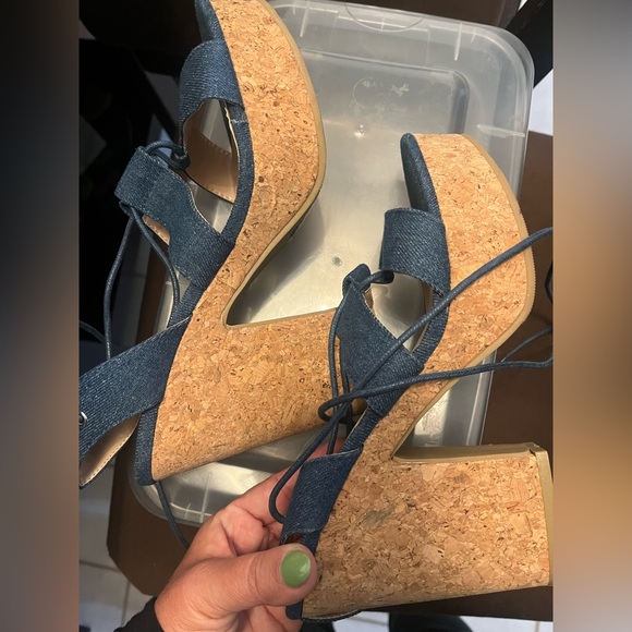 Blue denim cork style lace up heels/platforms - Picture 2 of 3